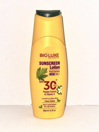 Bioluxe_30+_Sunscreen_Lotion_Papaya_Extract_&_Vitamin_E